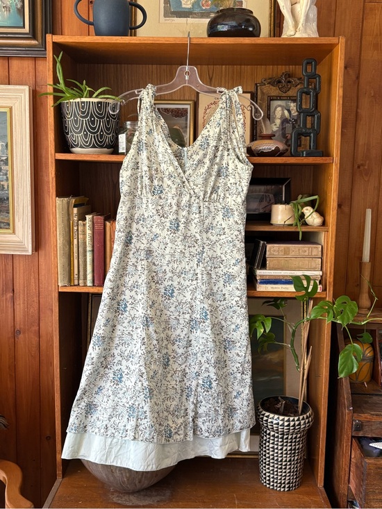 kenzie Dresses & Skirts - Y2K 100% Silk CottageCore Floral Dress 6